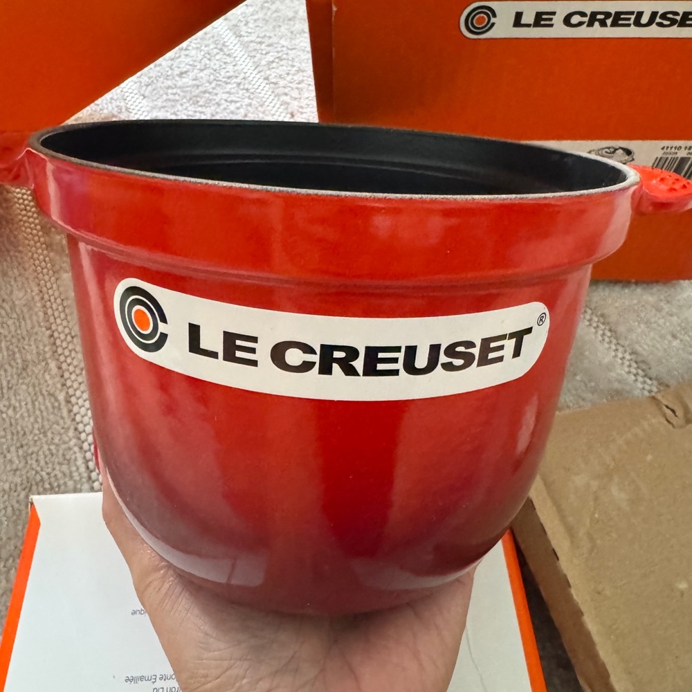NIB Le Creuset | Rice Pot + Stoneware Inner Lid Cerise - Picture 2 of 11